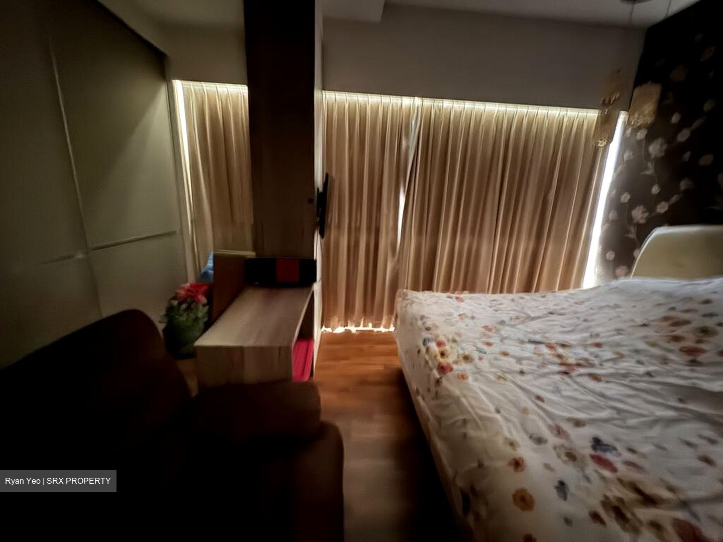 Charlton Villas (D19), Terrace #496052831